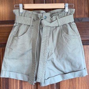 Paperbag Shorts